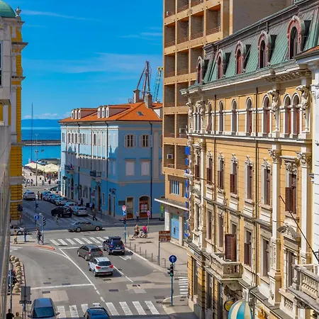 Molo Longo - Downtown Apartments Rijeka Exterior foto